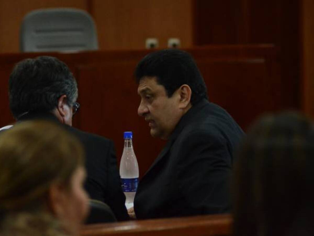 Condenan a fiscal que ayudó a Kiko Gómez