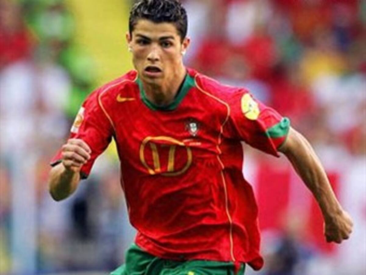 La FIFA descarta el retiro de una amarilla a Ronaldo