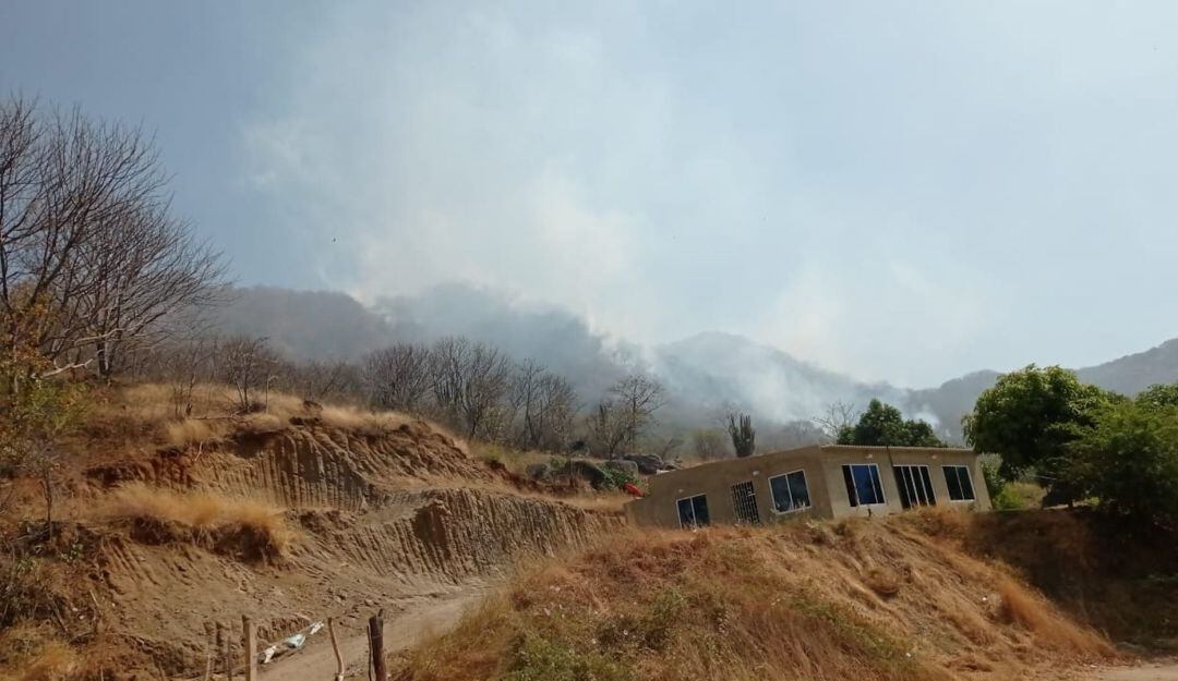 Incendio en Puerto Mosquito, Santa Marta