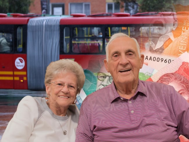 Adultos mayores, imagen de referencia (Getty Images); Transmilenio (Colprensa); Billetes colombianos, tomada de Canva.