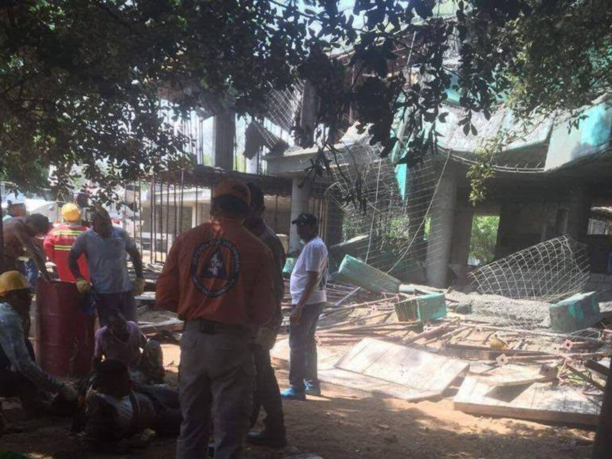 Nueve heridos en desplome de pared en un colegio de Santa Marta