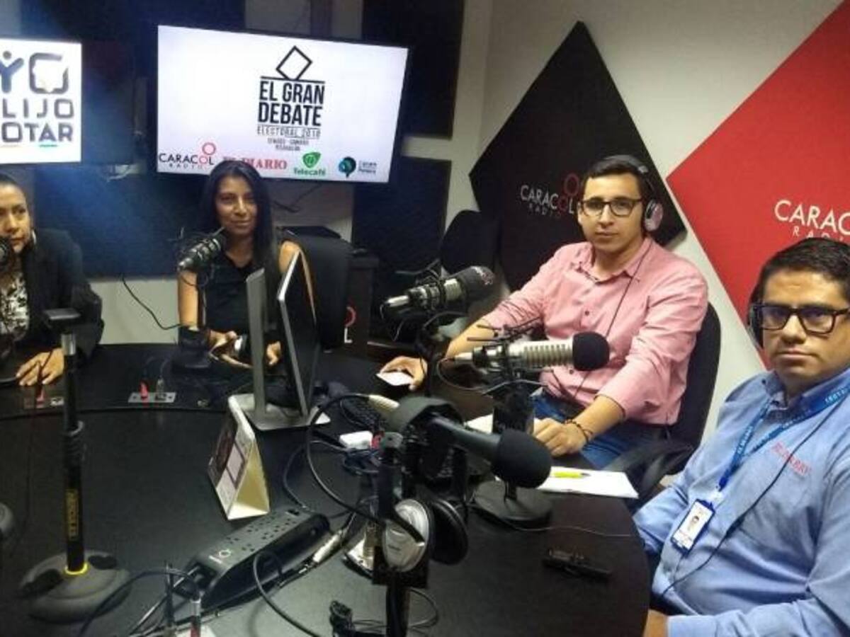 Foro 8: Candidatas de Lista de la Decencia prometen lucha contra la droga