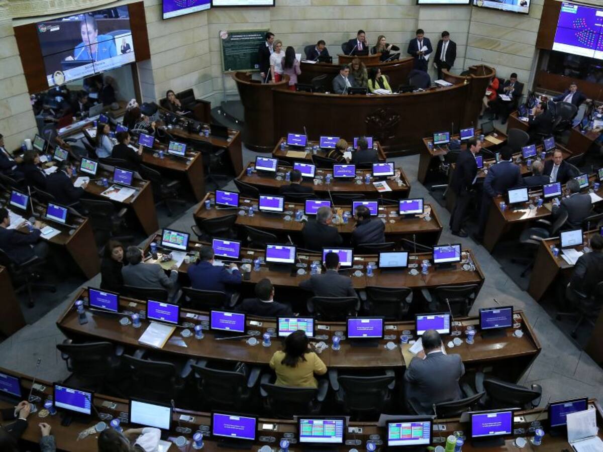 Senado aprobó conciliación de proyecto que reglamenta regalías