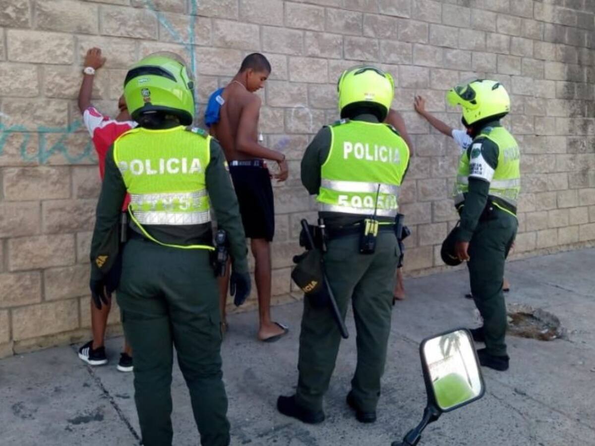 1.000 policías con el apoyo del Ejército vigilarán el nuevo "pico y cédula"