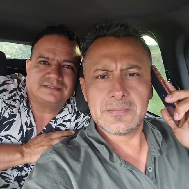 En libertad Milton Mesa, director de la agrupación musical Los Bacanes del Sur. Crédito: Redes sociales de la agrupación.