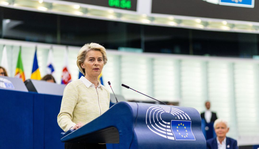 La presidenta de la Comisión Europea, Úrsula Von Der Leyen, presentó el paquete de sanciones en el Parlamento Europeo. 