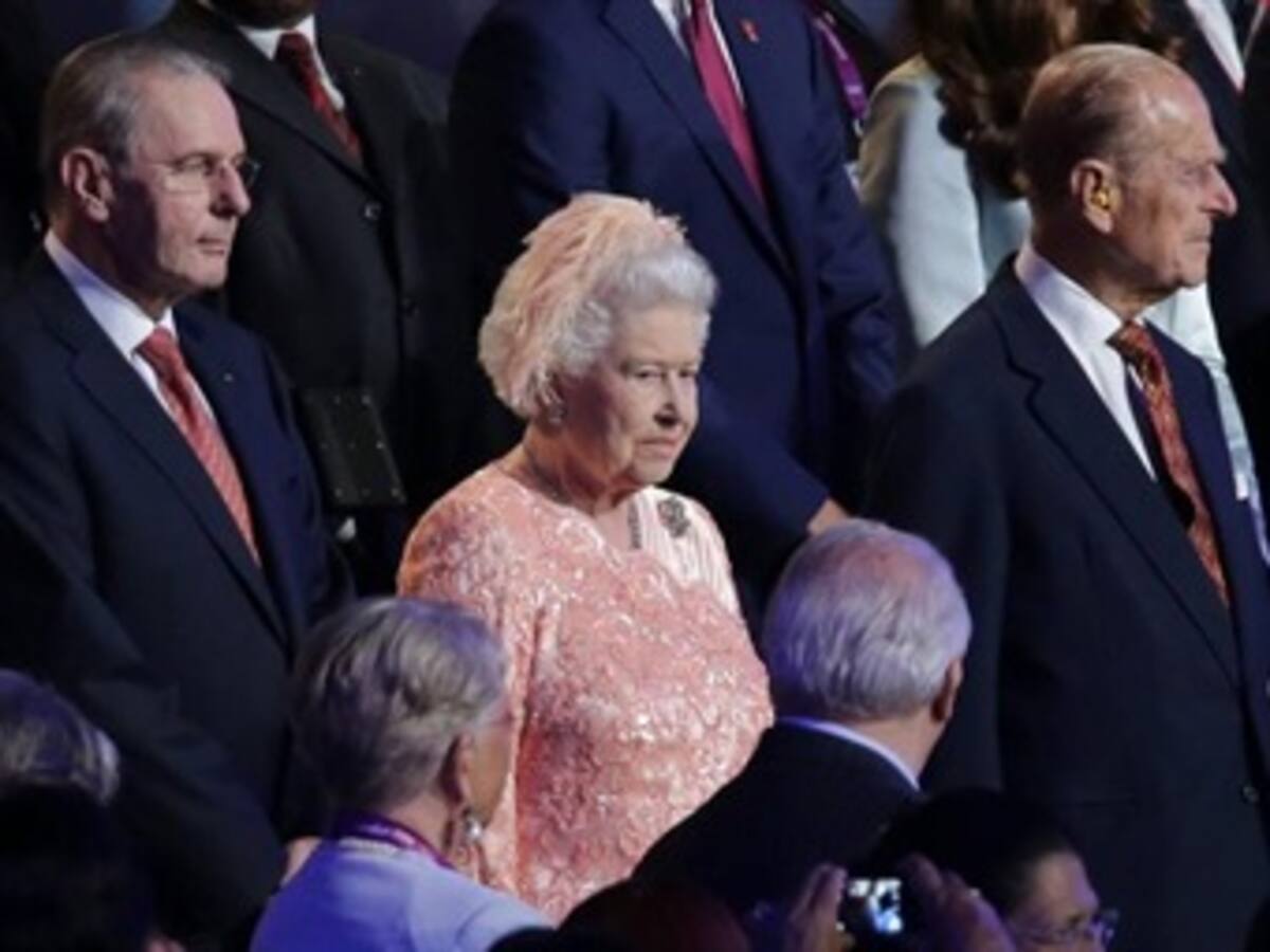 Reina Isabel II dejó inaugurados los Juegos de Londres 2012