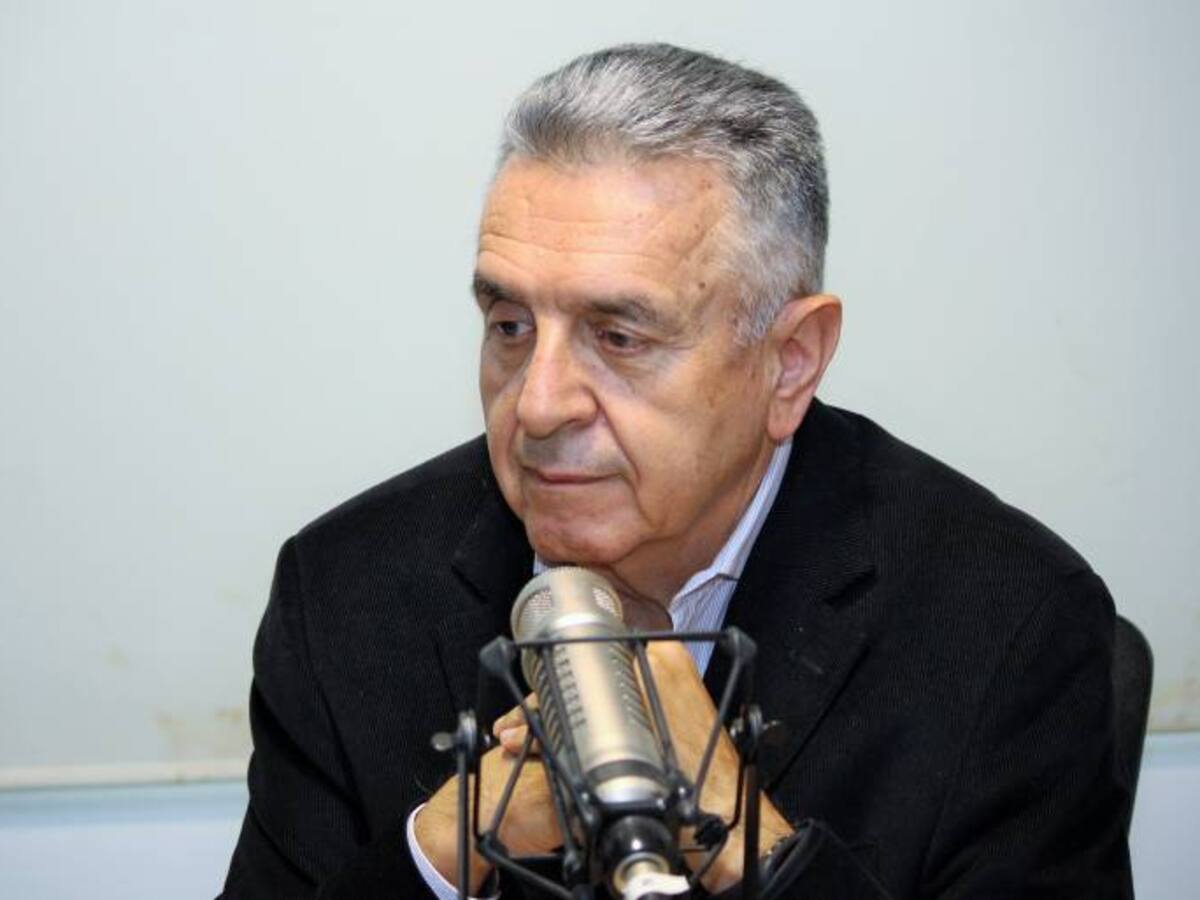 El mensaje de las Farc es que no tendrán candidato; su prioridad es la implementación: Lucho Garzón