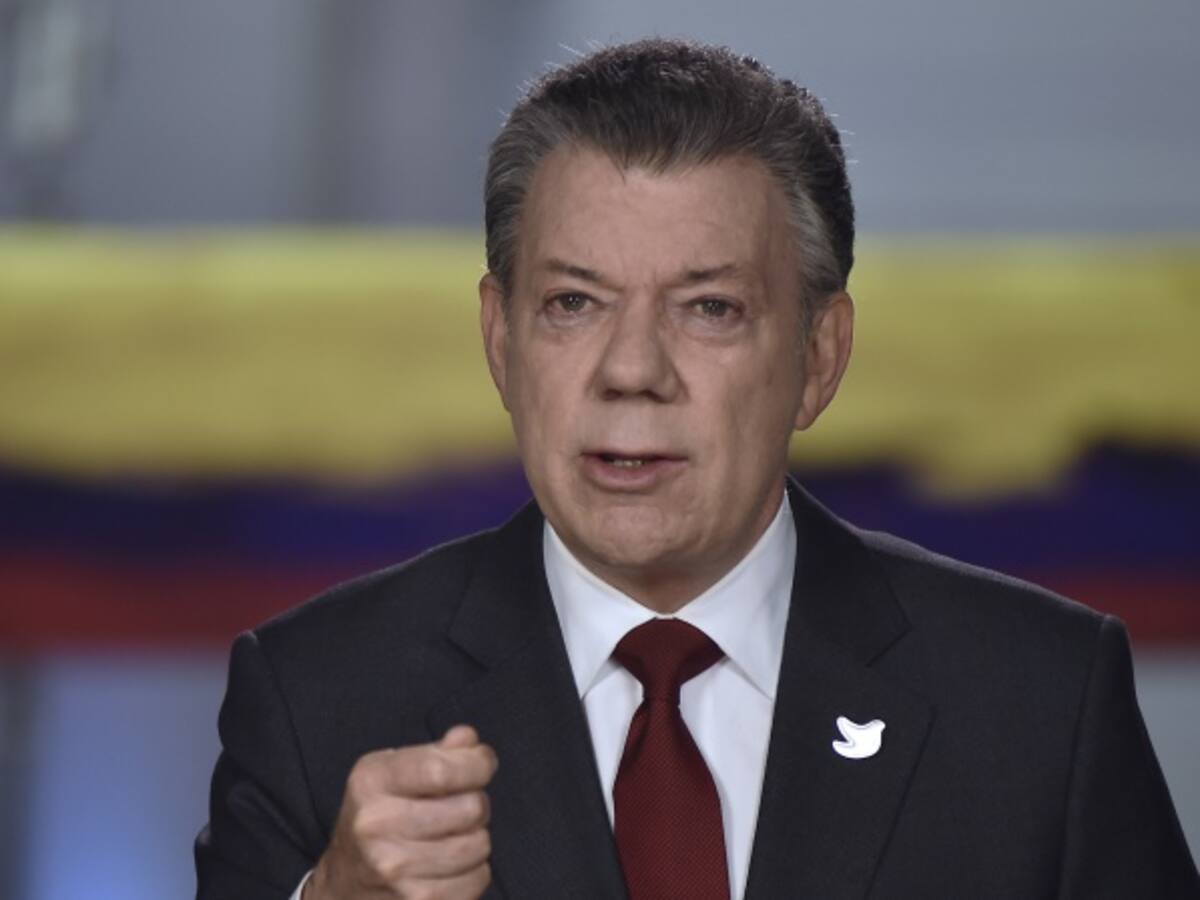 Fidel Castro reconoció al final de sus días que la lucha armada no era el camino: Santos