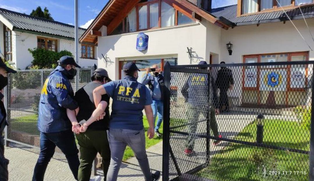 Detención de Facundo Molares Schoenfeld, alias ‘Camilo, el argentino’, en la provincia de Chubut (norte de Argentina).