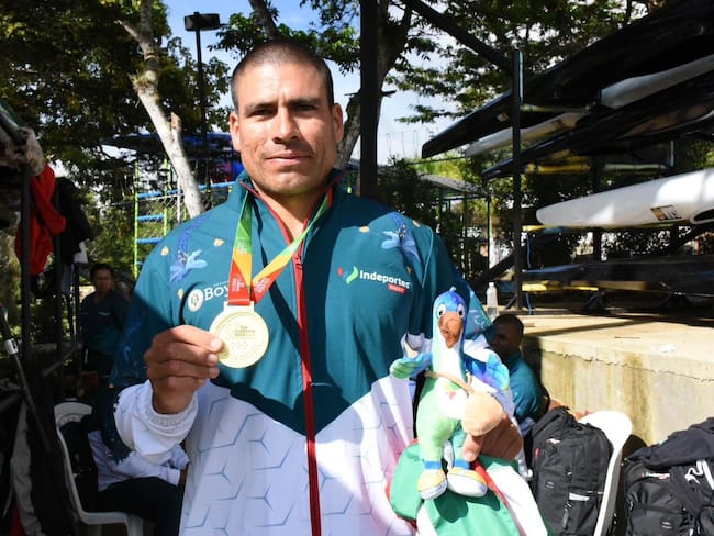 Leocadio Pinto Vega, sumó para Boyacá, con un total de 4 en las modalidades de K1 5000 metros, k1 1000 metros, k1 500 metros y k2 500 metros.