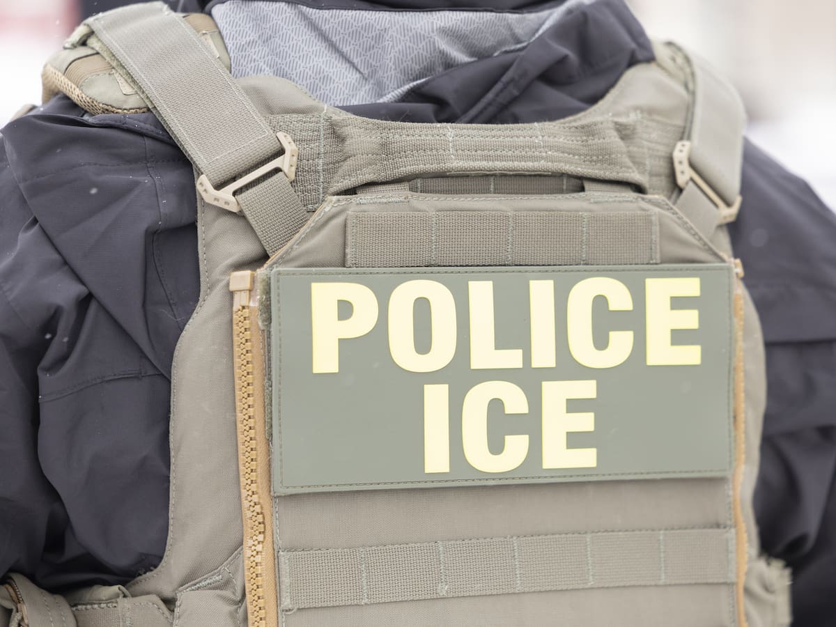 Agentes del ICE mataron a una mujer estadounidense durante redada en Minnesota