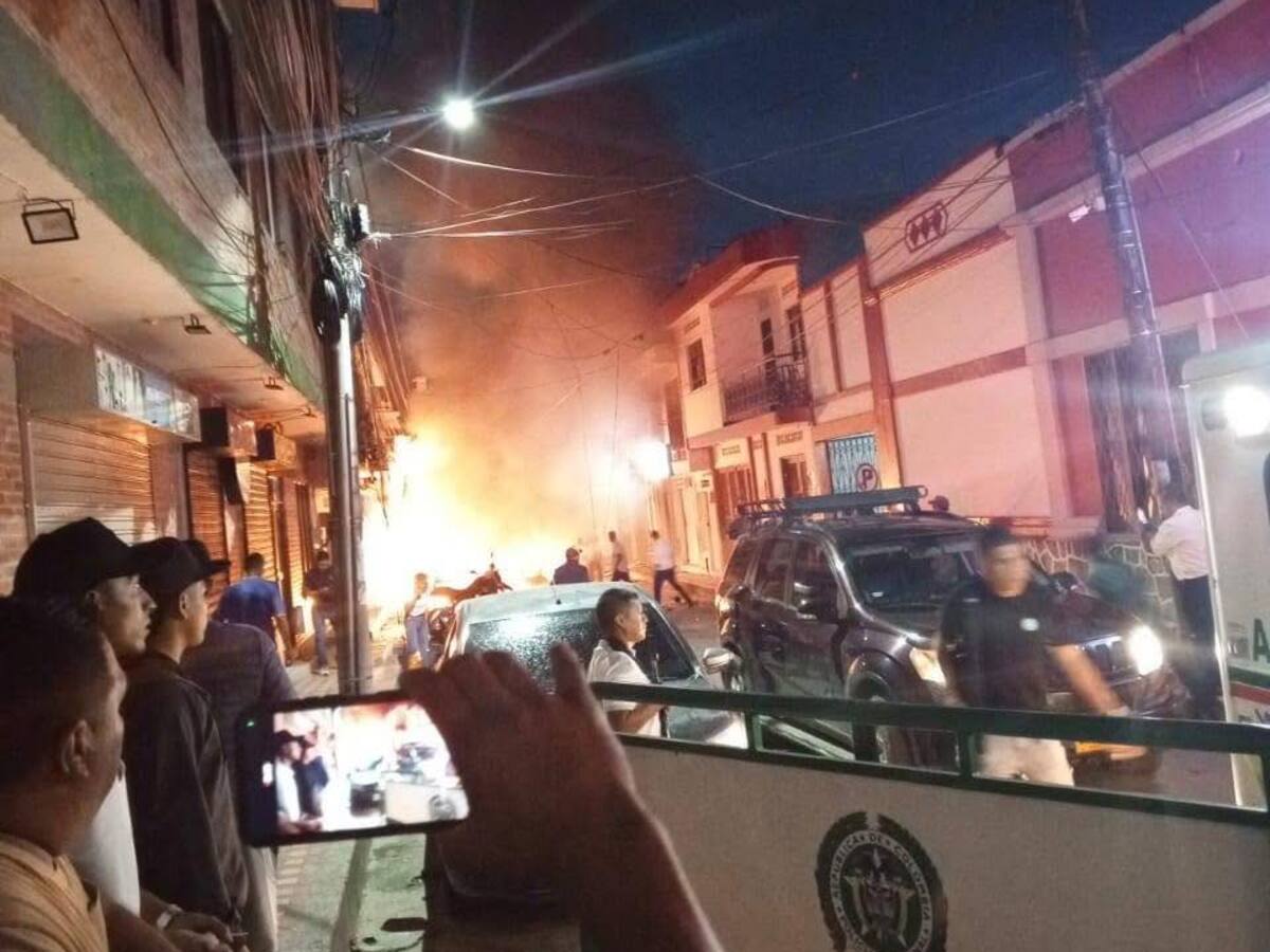 Detonan moto bomba en el municipio de la Plata en el Huila