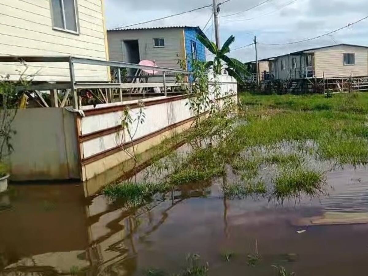 Zona urbana de Sucre (Sucre) comienza a inundarse por chorro Caregato