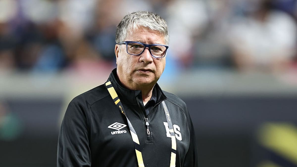 Bolillo Gómez estalló en rueda de prensa por acusación en su contra