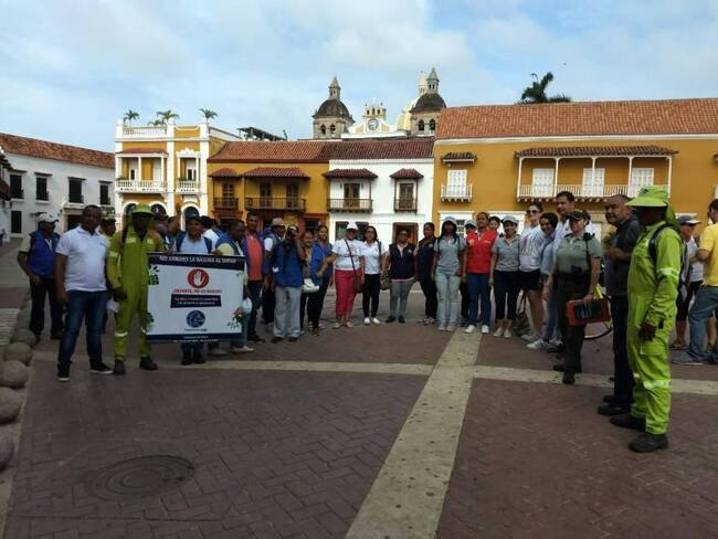 Jornada de limpieza y control de plagas en Centro Histórico de Cartagena