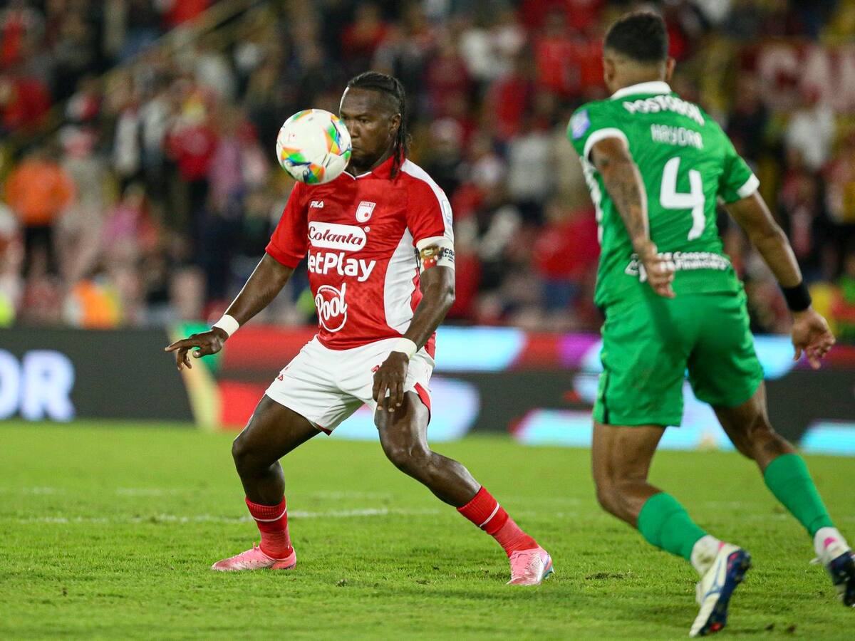 Hugo Rodallega arremete contra Haydar y sus declaraciones: “Es una forma de burlarse del arbitraje”