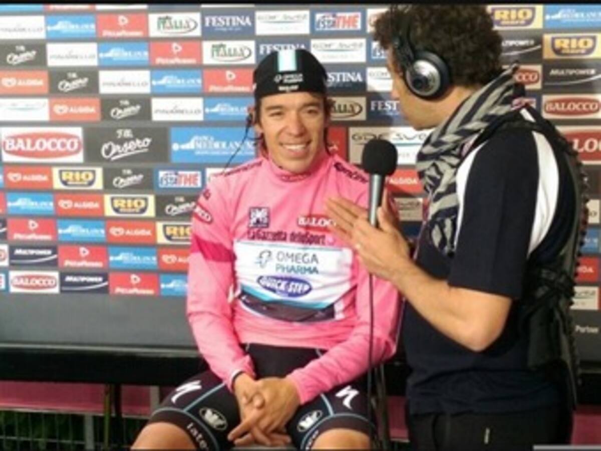 Rigoberto Urán gana la crono individual y es líder del Giro de Italia