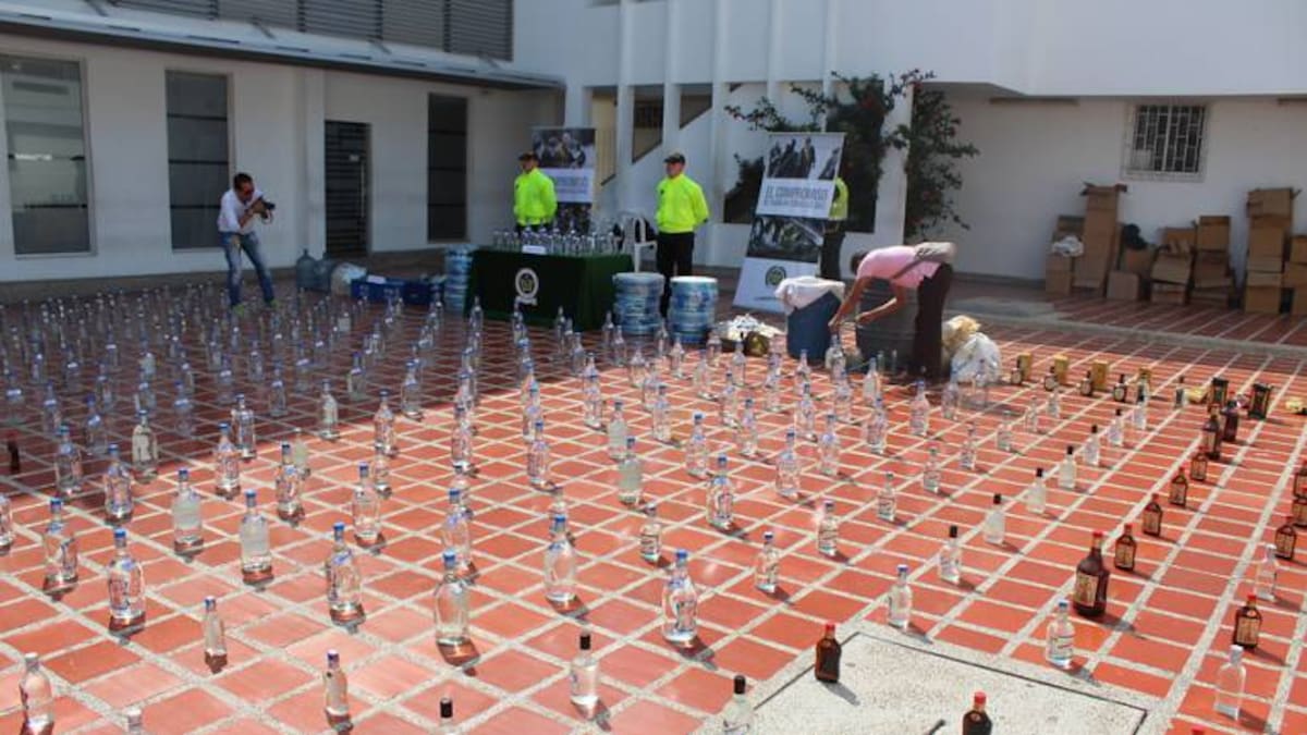 Más de 100 litros de licor adulterado fueron incautados en Boyacá