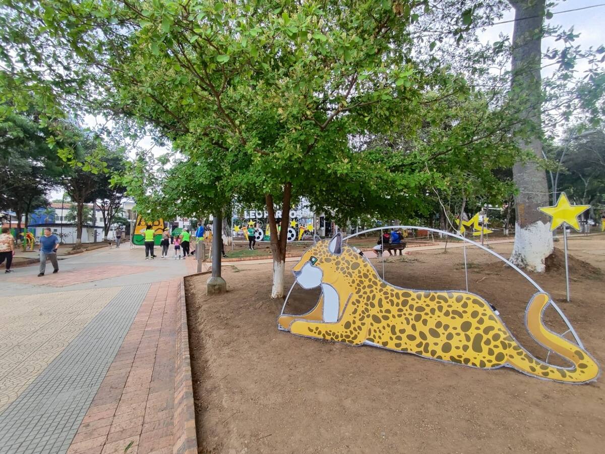 ¡El colmo! se están robando las figuras navideñas de los parques de Bucaramanga