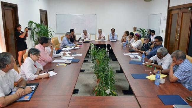 Reunión entre delegaciones del Gobierno y las Farc. Foto: @FARC_EPaz (Twitter)