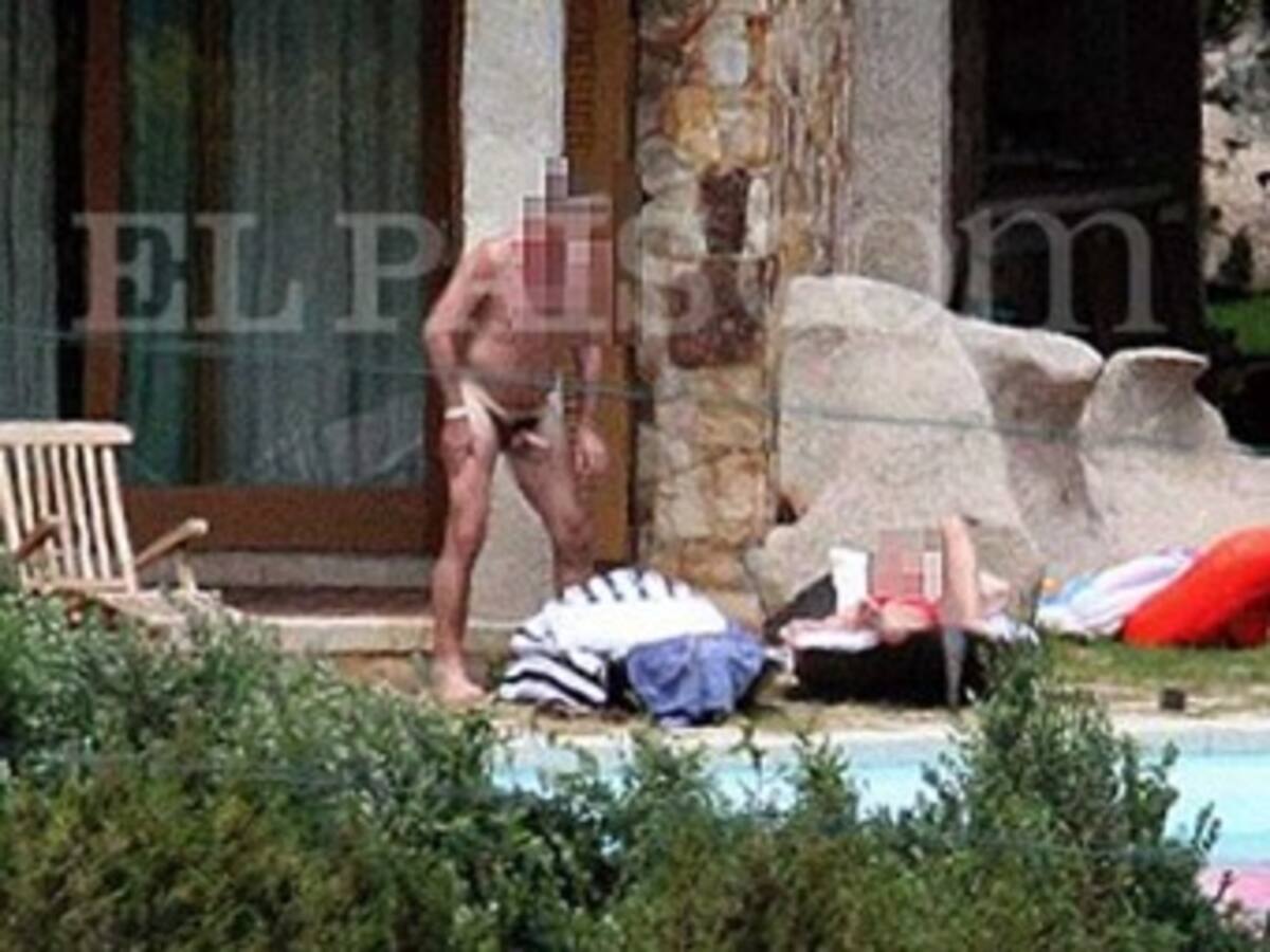 Otras tres jóvenes dicen haber cobrado dinero por ir a las fiestas de Berlusconi
