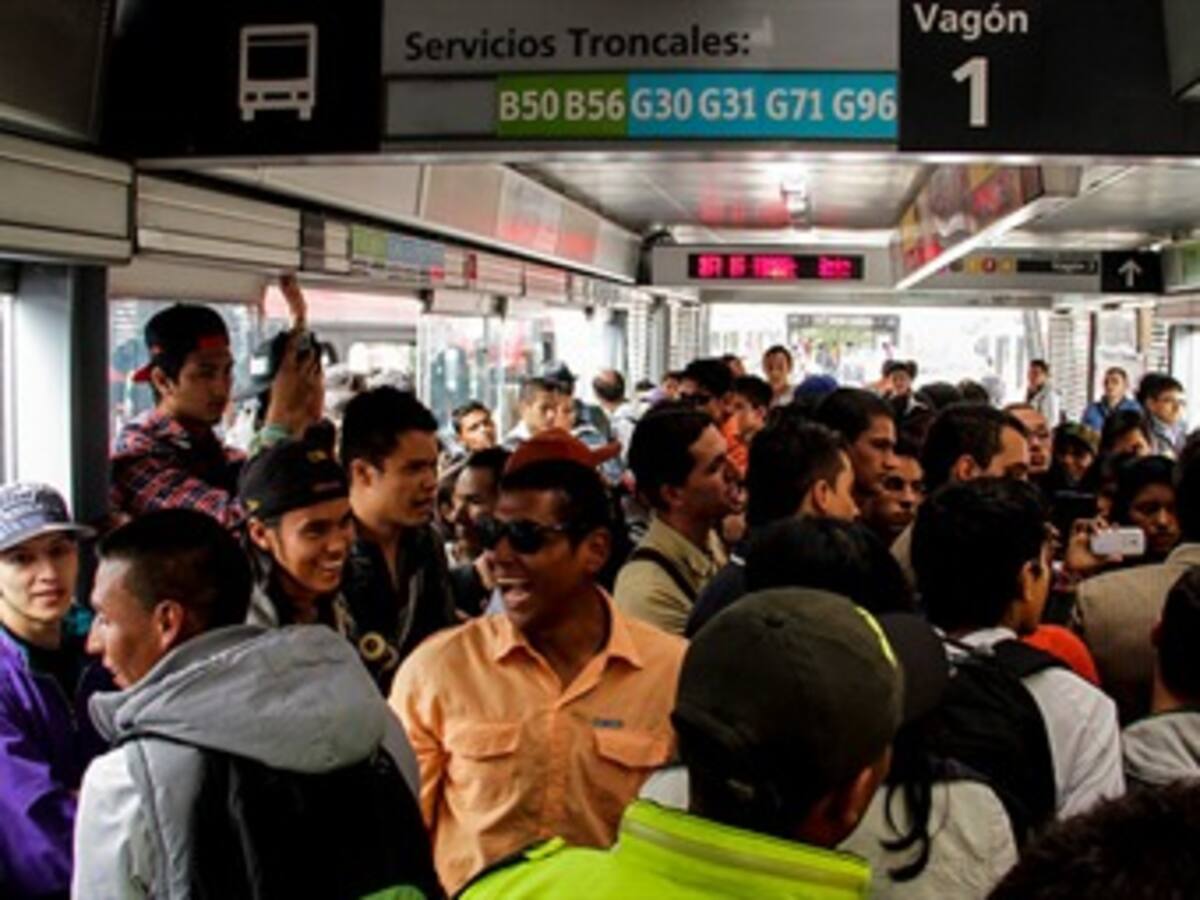 Transmilenio pide aumentar pie de fuerza por abuso a mujeres