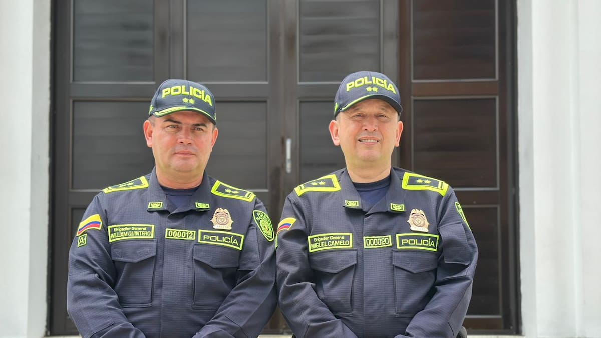 Se hizo el relevo en la Policía Metropolitana de Bucaramanga: Miguel Camelo asumió el comando