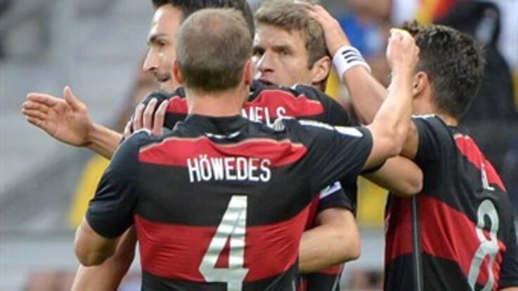 Thomas Müller abre el marcador para Alemania frente a Brasil