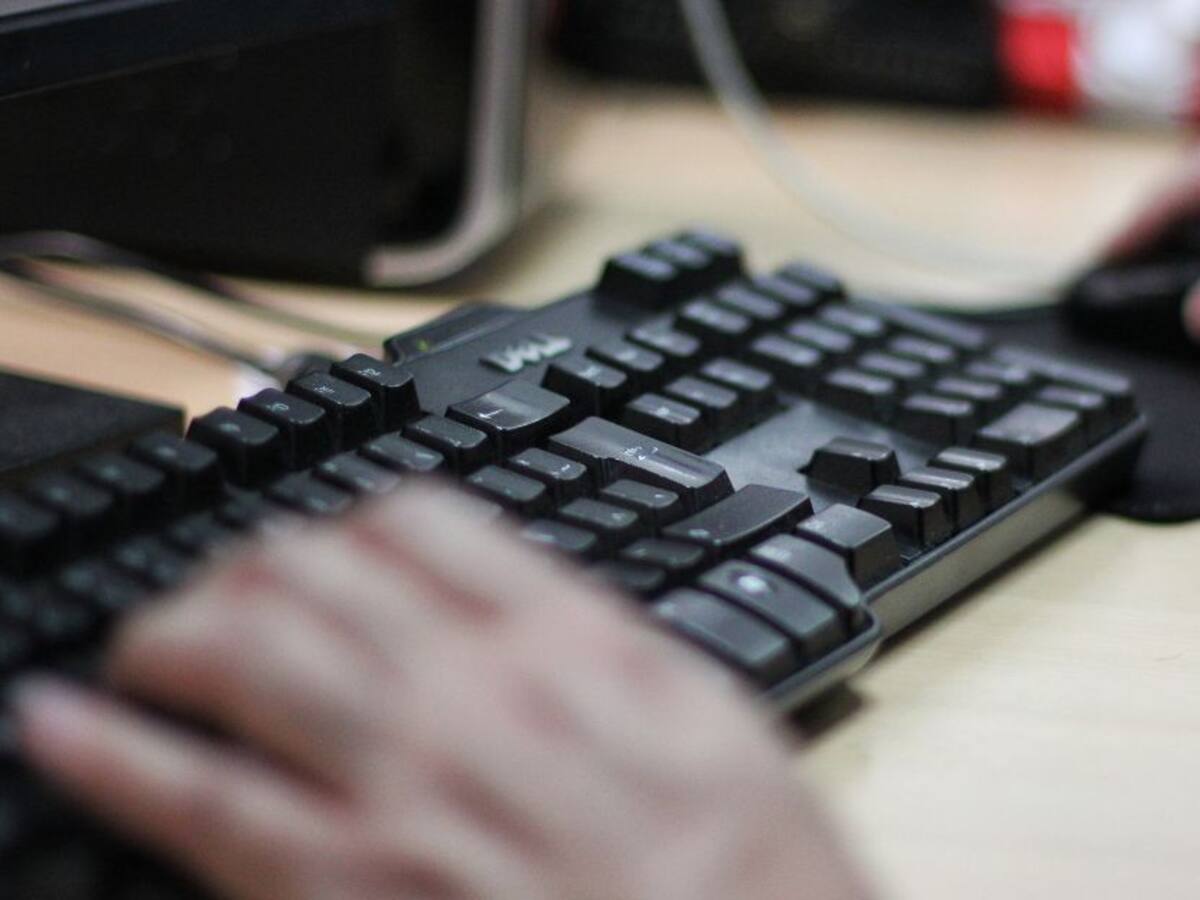 Dian inicia fiscalización de servicios de “modelos webcam”