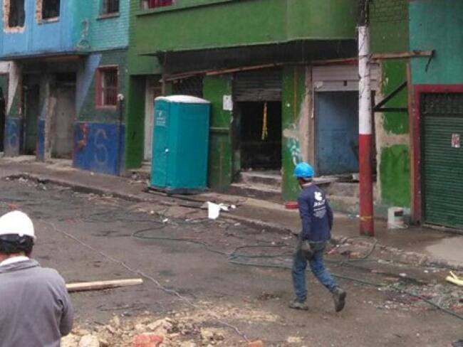 Durante las tareas que se adelantan para la recuperación y demolición del sector de el Bronx, obreros localizaron lo que al parecer es una fosa.