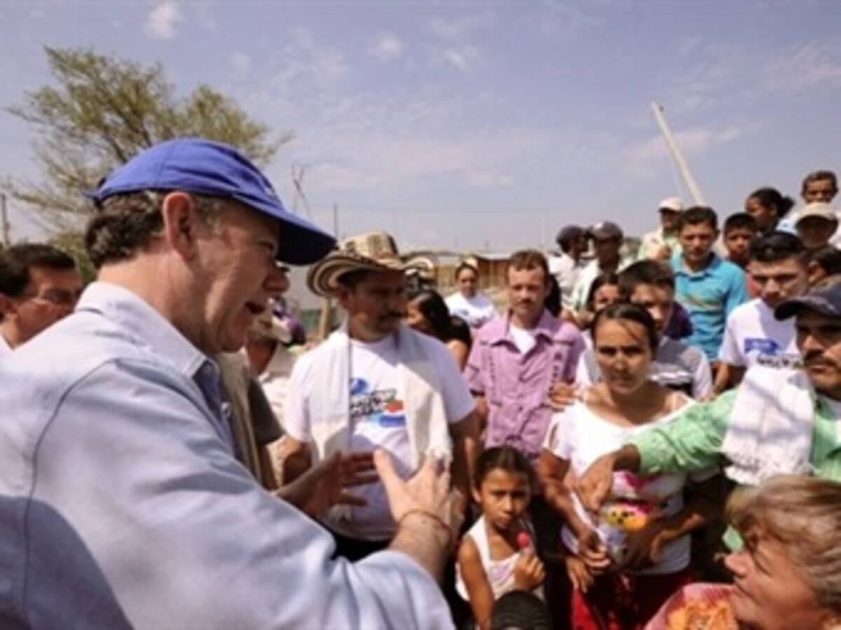 La paz empieza con el reconocimiento de las víctimas: Santos