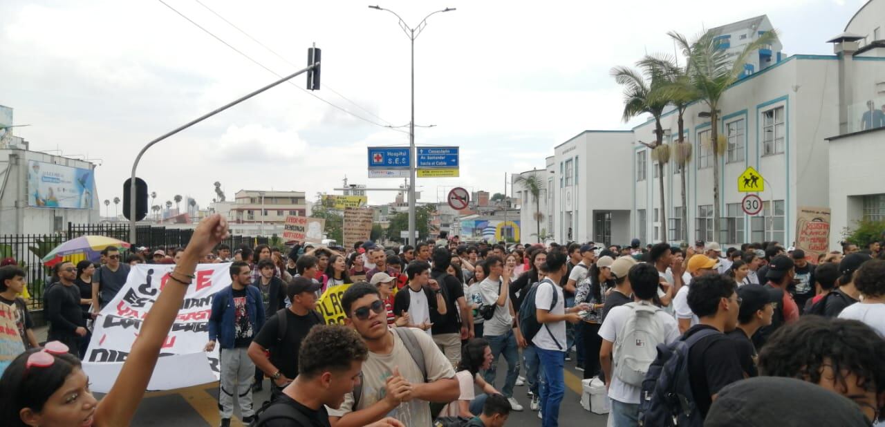 Crédito: Caracol Radio.