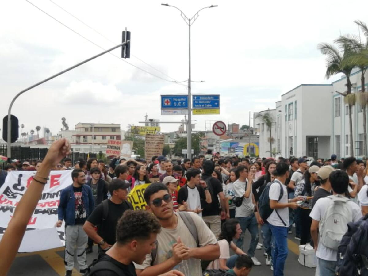 Estudiantes de la Universidad Nacional sede Manizales protestaron por elección del rector