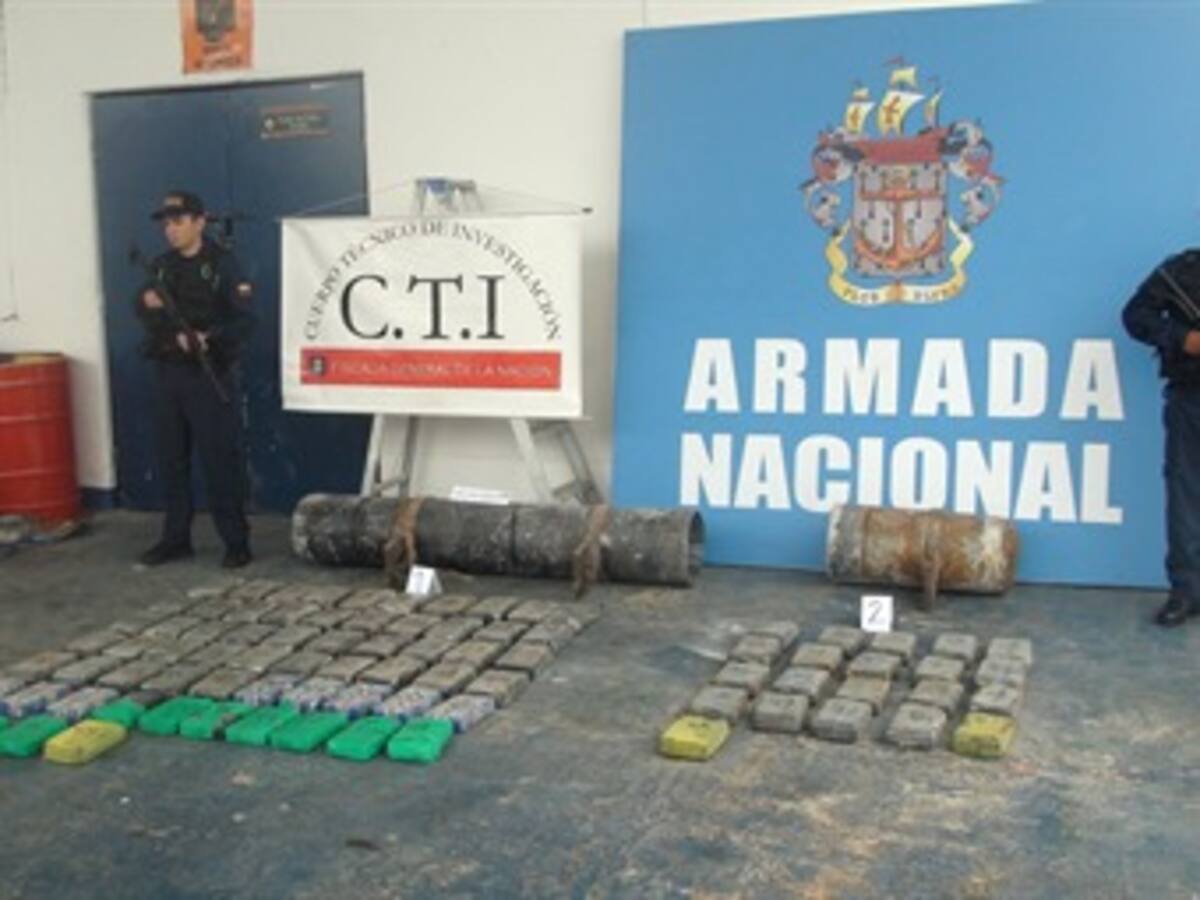 Armada incauta coca enterrada en costas de la bahía de Cartagena