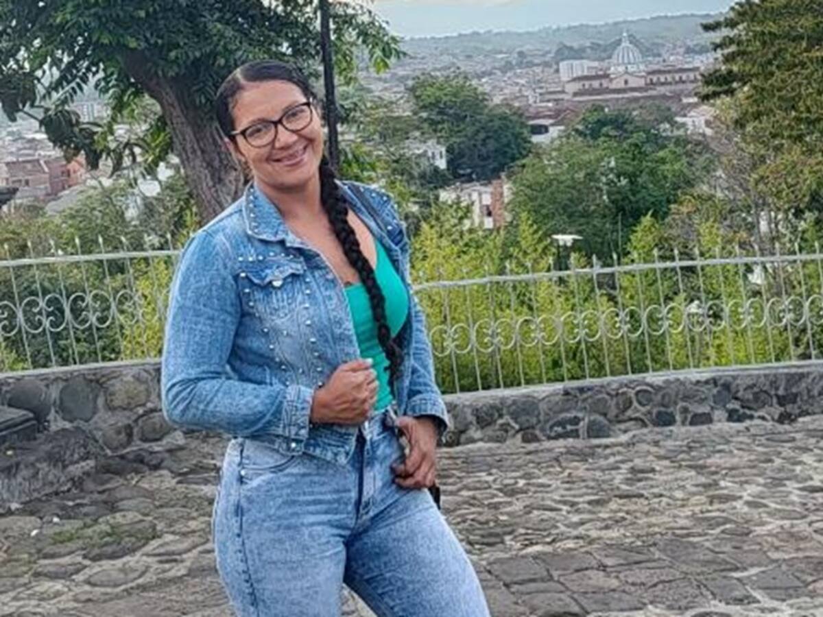 De los semáforos al Derecho: historia de una mujer que logró obtener su título de abogada
