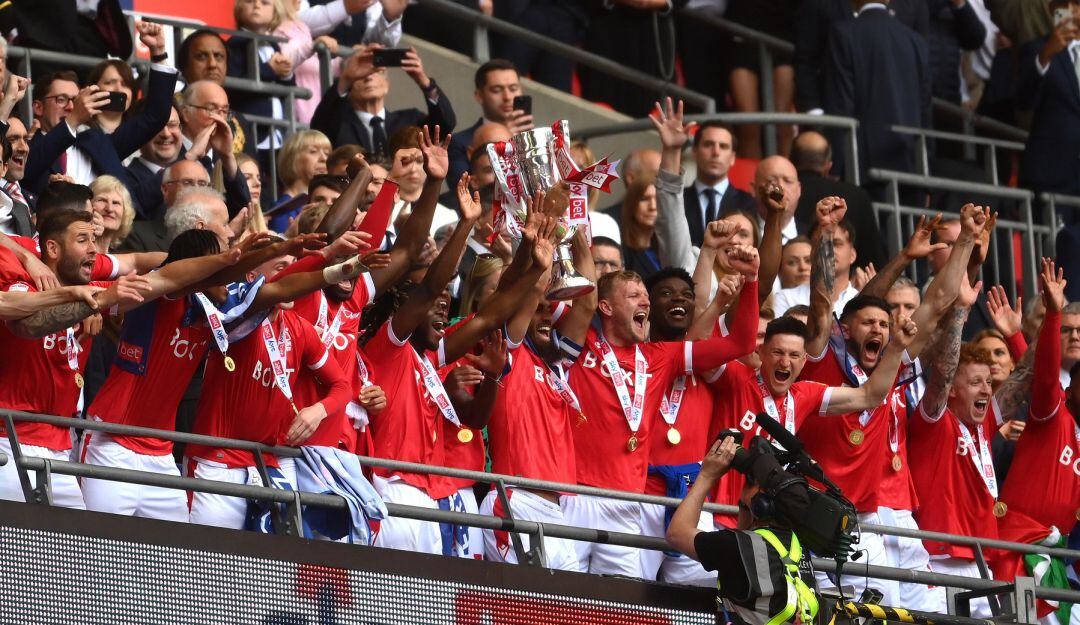 Notingham Forest regresa a Premier League tras ganar la final de los playoffs de ascenso