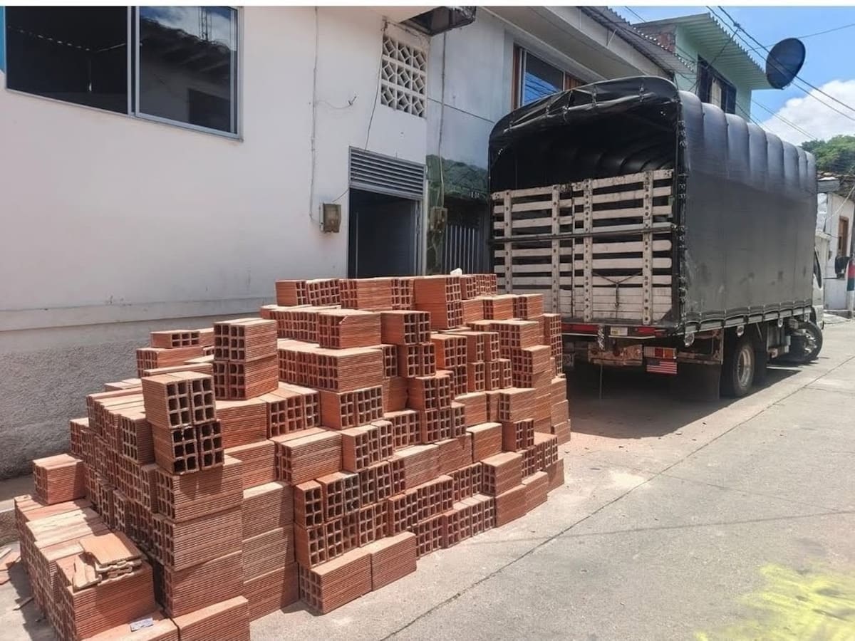 Hay cuestionamientos por el contrato del banco de materiales efectuado por la Gobernación de Caldas