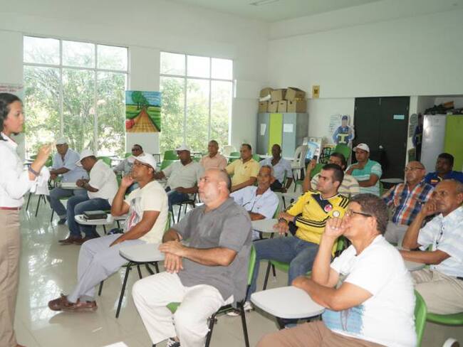 Más de 800 taxistas se capacitaron en rechazo a la explotación sexual en Cartagena