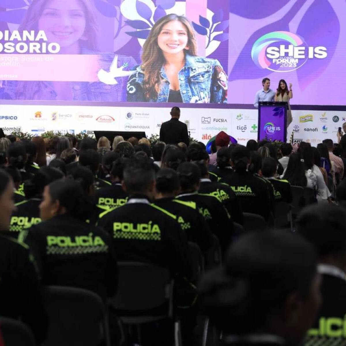 En Medellín se realiza el foro sobre equidad de género más grande de Latinoamérica