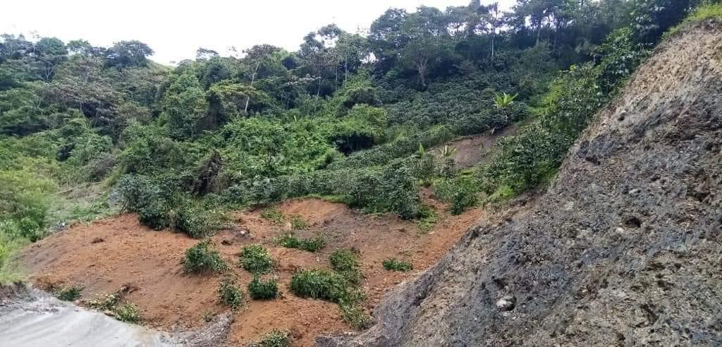 Foto: Derrumbe vía Risaralda - Chocó - Bomberos Pueblo Rico (archivo)