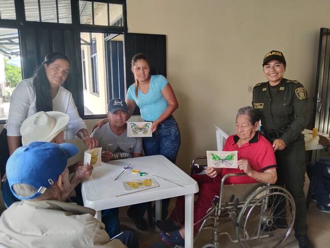 Jornada de acompañamiento a adultos mayores en el municipio de San Antonio, Tolima