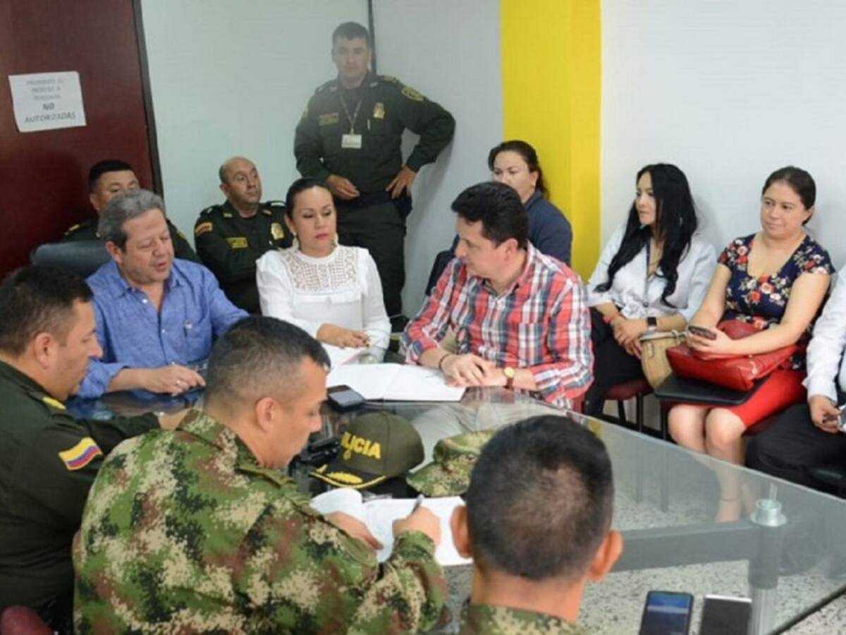 Recompensa por información de asesinato de líder comunal