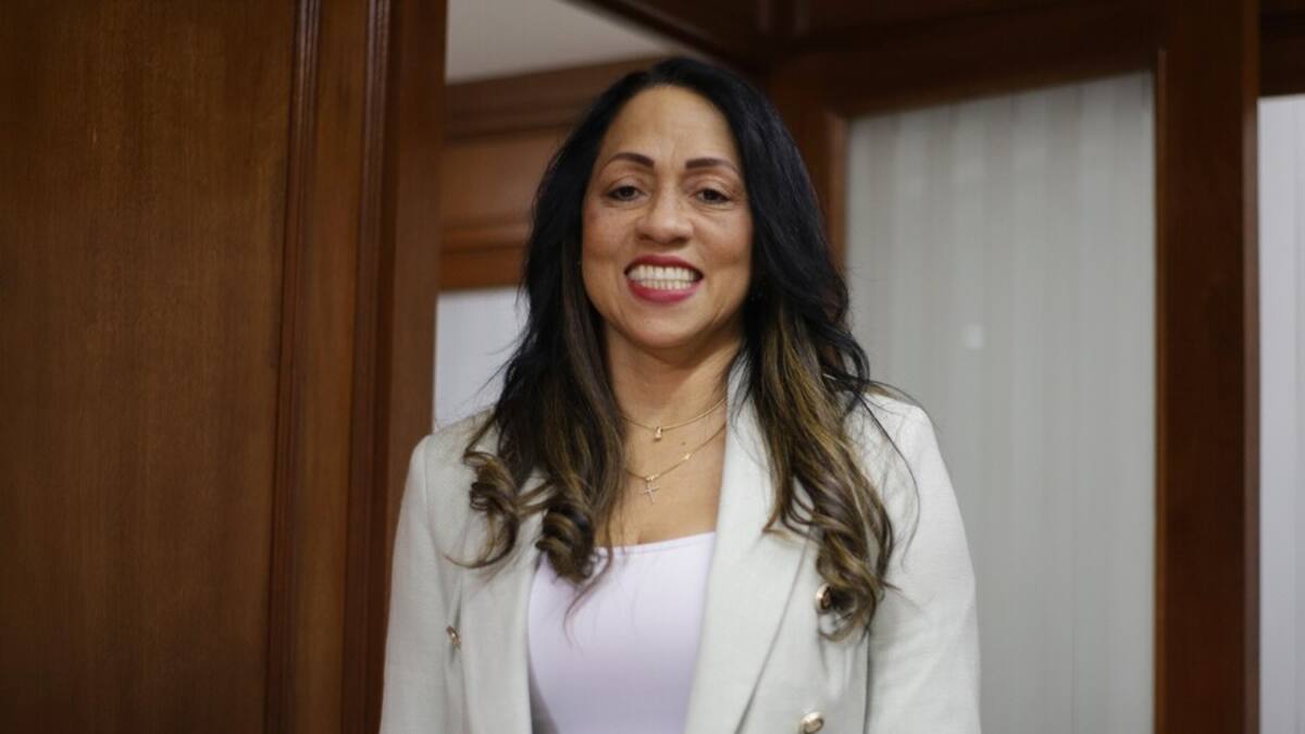 Marelen Castillo y el uribismo quieren archivar proyecto que regula la eutanasia