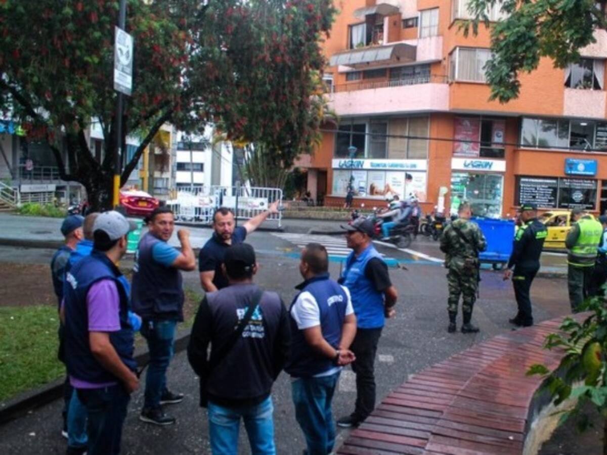 No hay derecho, Secretario de Gobierno de Armenia fue golpeado por vendedor ambulante