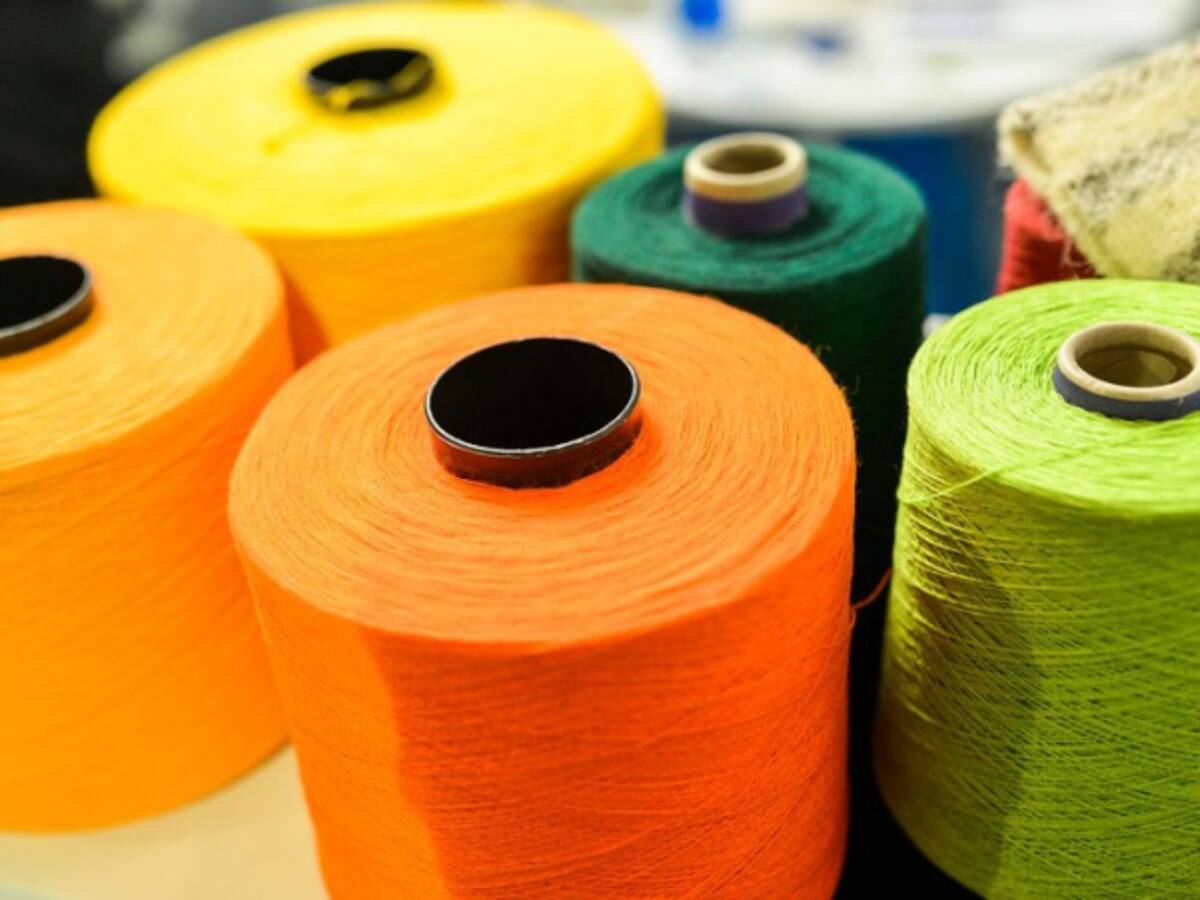 Mujeres víctimas de Tumaco inician proyecto de confecciones