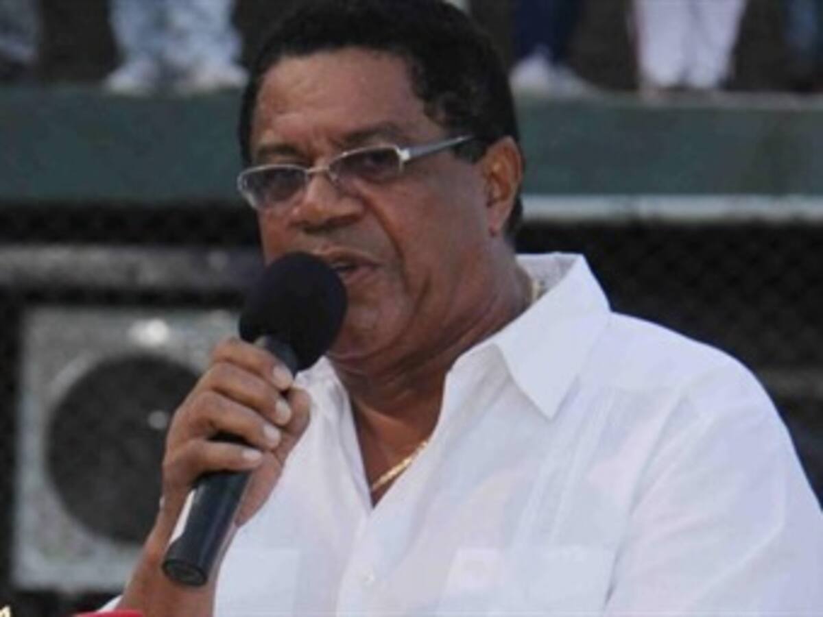 Campo Elías Terán: de narrador deportivo a alcalde criticado por apoyo de clase política cuestionada