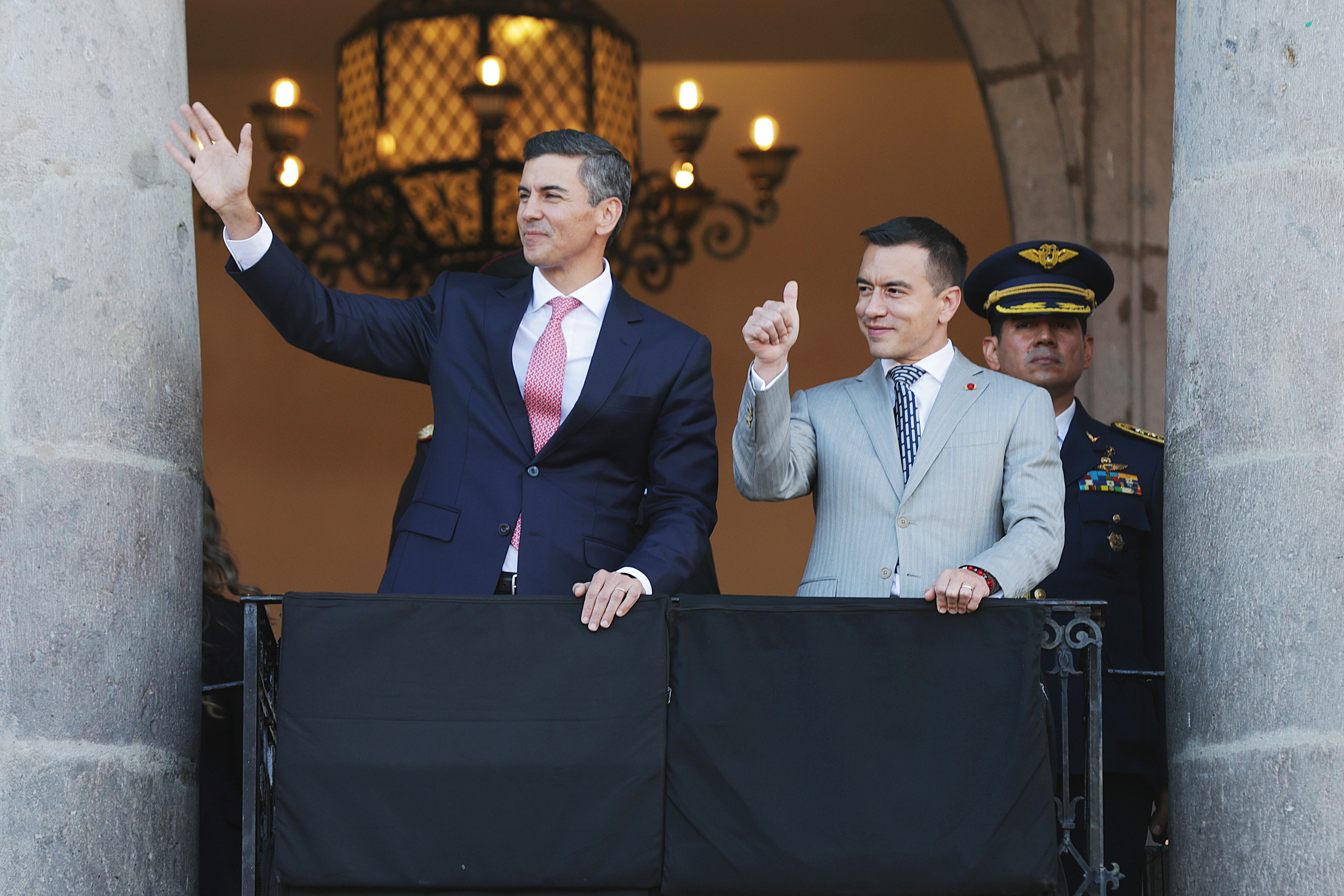 Los mandatarios Daniel Noboa y Santiago Peña aseguraron que el cambio generacional de presidentes en Latinoamérica abre la puerta a fortalecer la cooperación y lucha contra el crimen organizado.
(Foto: Agencia Press South/Getty Images)