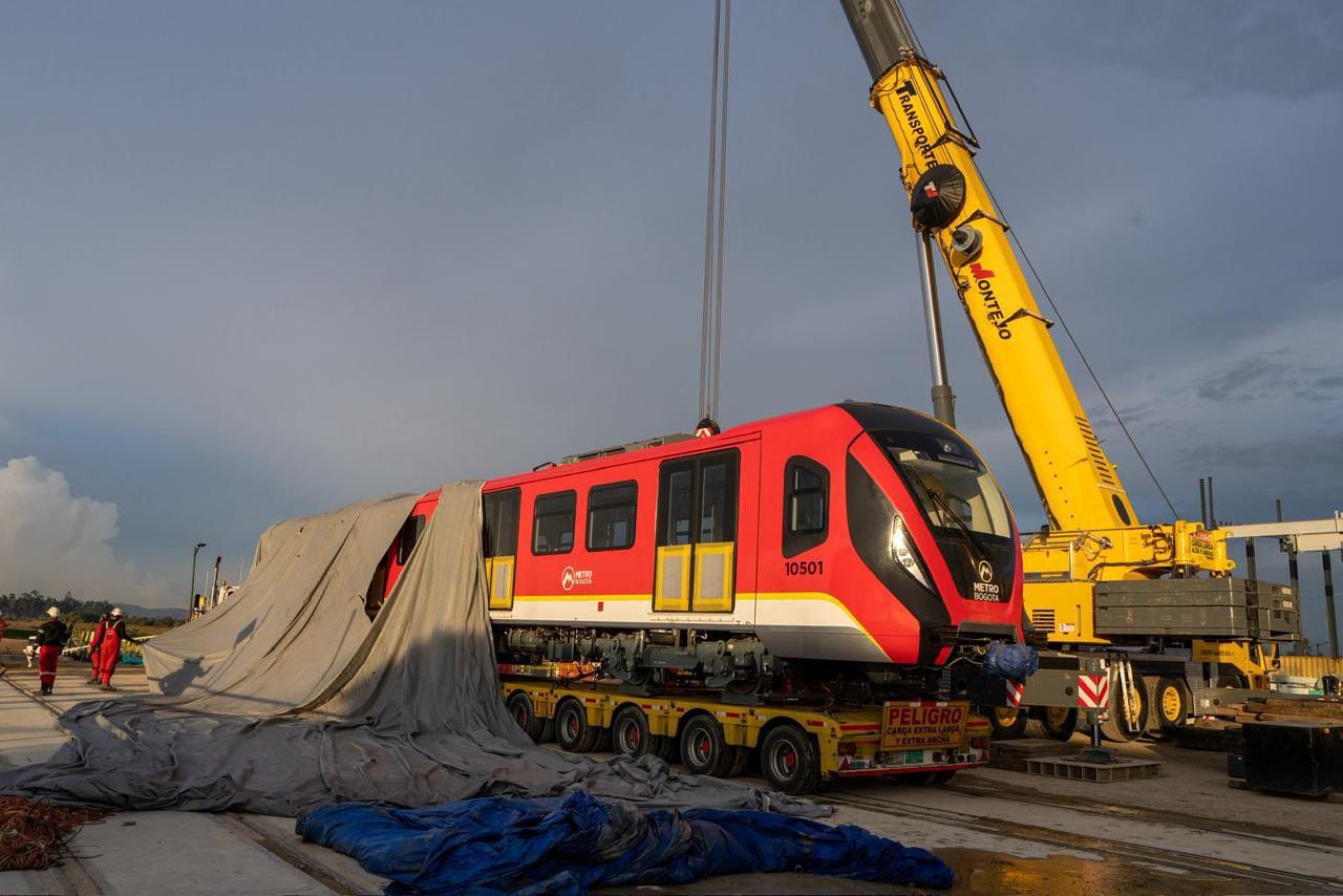 Llega a Bogotá el cuarto tren de la Línea 1 del Metro.