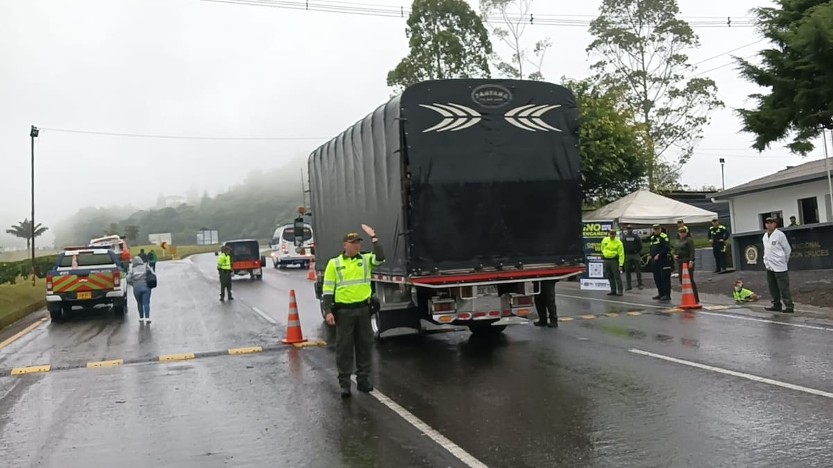 Mayor Jairo Pinilla, comandante Policía, Tránsito, Quindío
